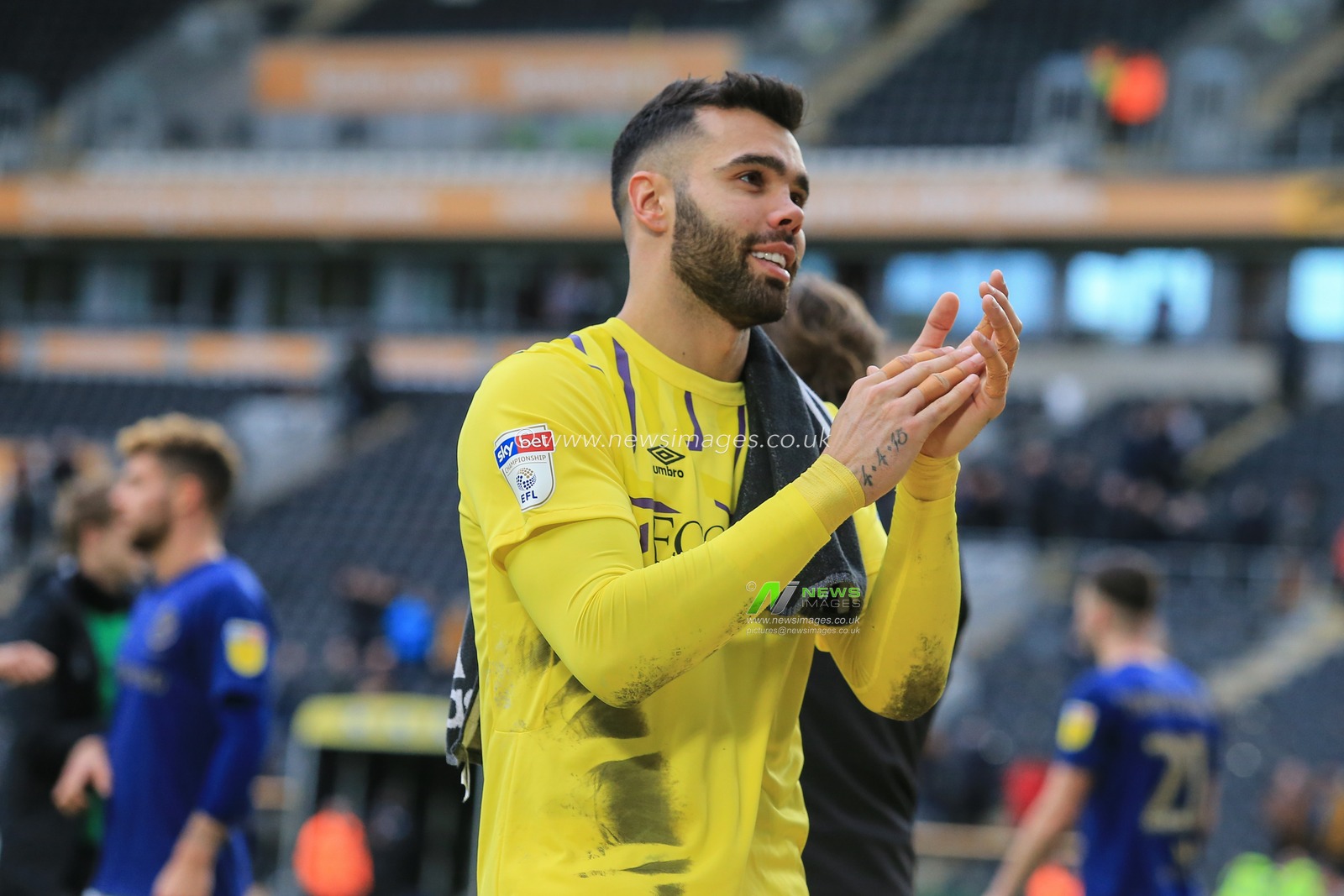 1st February 2020, KC Stadium, Kingston upon Hull, England; Sky Bet Championship, Hull City v Brentford : David Raya Martin (1) of Brentford applauds the fans