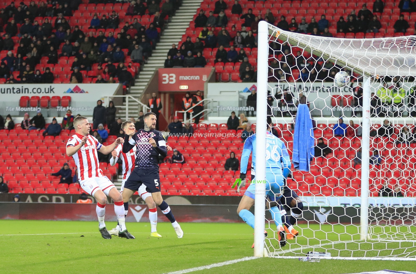 10th December 2019, Bet365 Stadium, Stoke-on-Trent, England; Sky Bet Championship, Stoke City v Luton Town : Ryan Shawcross (17) of Stoke City hits the bar with an effort in the early stages of the game

Credit: Conor Molloy/News Images