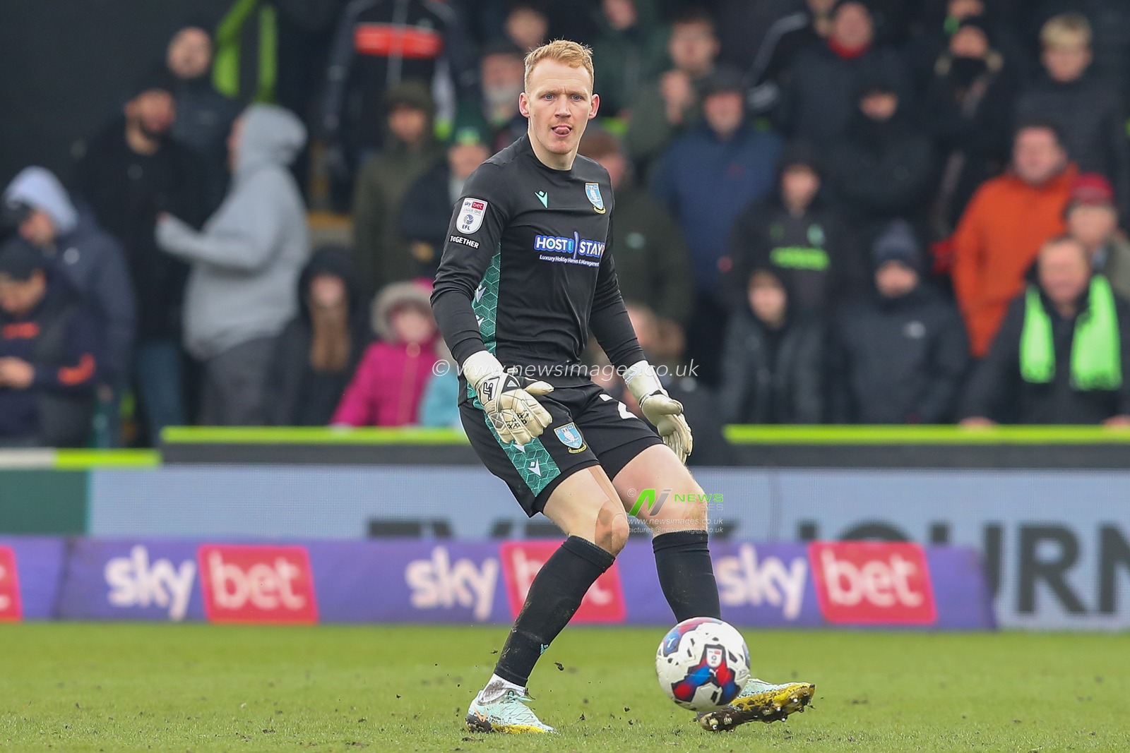 Cameron Dawson #25 of Sheffield Wednesday during the Sky Bet League 1 match Forest Green Rovers vs Sheffield Wednesday at The New Lawn, Nailsworth, United Kingdom, 26th March 2023

(Photo by Gareth Evans/News Images)