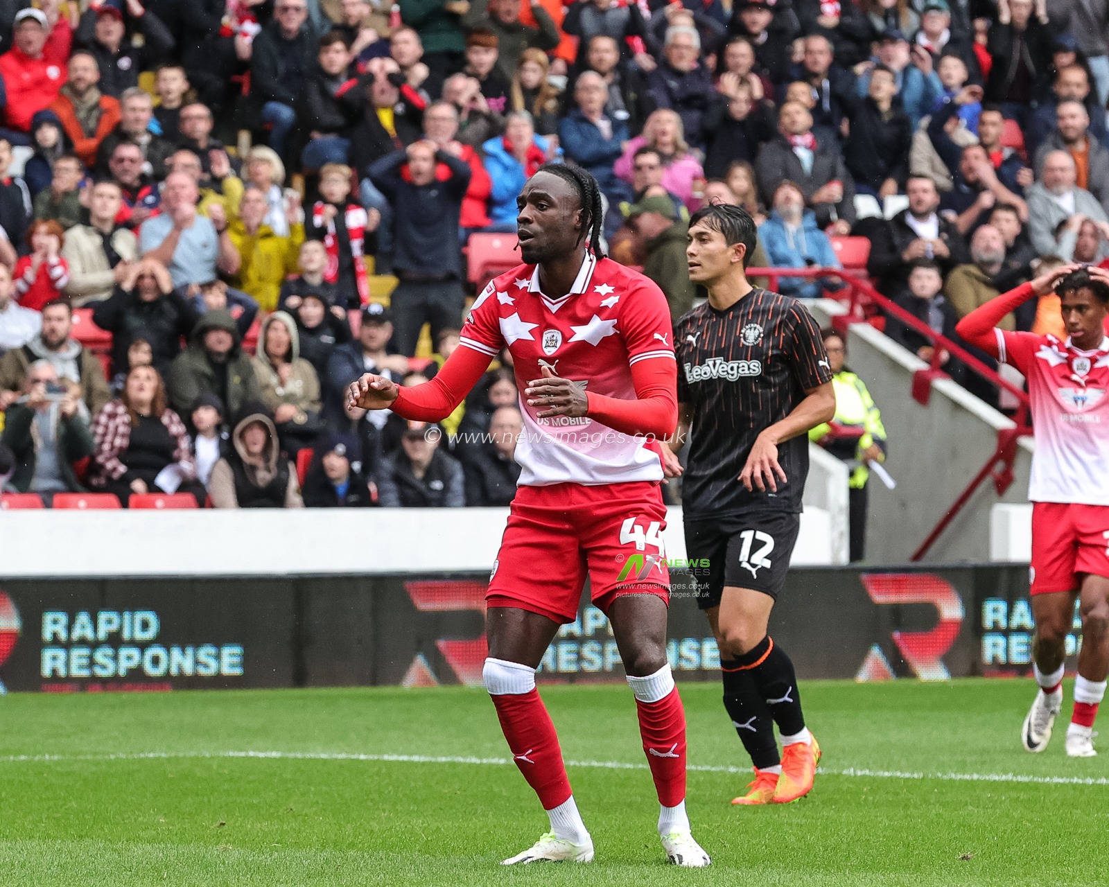 Devante Cole #44 of Barnsley reacts after missing chance on goal during the Sky Bet League 1 match Barnsley vs Blackpool at Oakwell, Barnsley, United Kingdom, 30th September 2023

(Photo by Mark Cosgrove/News Images)