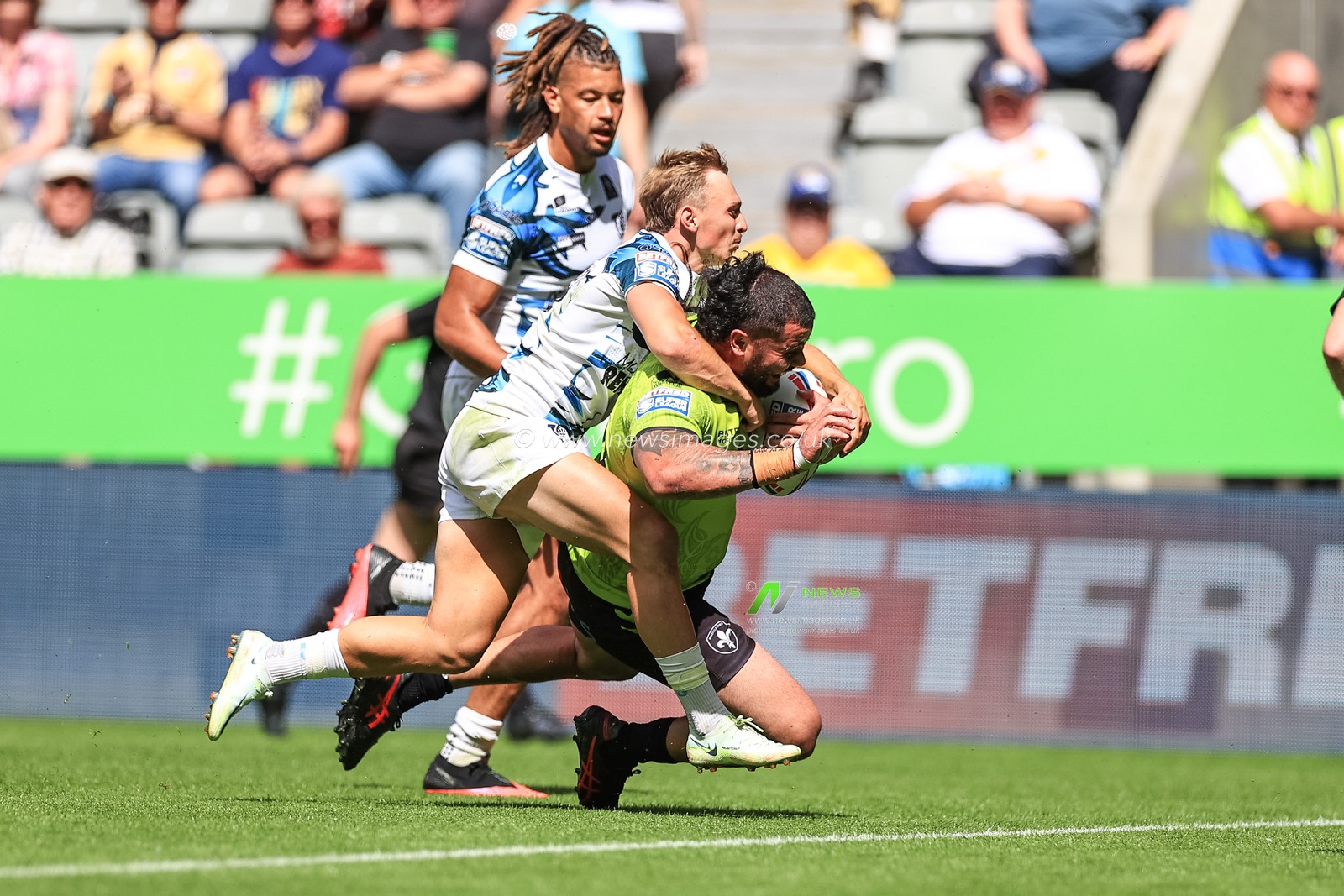 David Fifita #35 of Wakefield Trinity goes over for a try