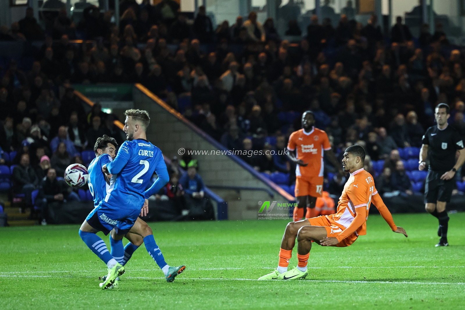 Ashley Fletcher of Blackpool shoots on goal during the Sky Bet League 1 match Peterborough United vs Blackpool at Weston Homes Stadium, Peterborough, United Kingdom, 22nd October 2024

(Photo by Mark Cosgrove/News Images)
