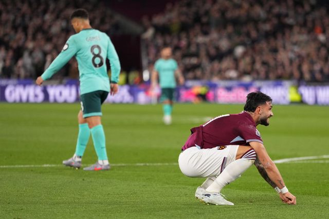Valentin Castellanos of West Ham United after missed opportunity during the Premier League match West Ham United vs Wolverhampton Wanderers at London Stadium, London, United Kingdom on 10 April 2026

(Photo by Harvey Murphy/News Images)