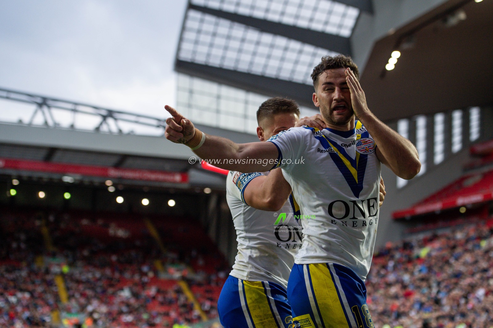 25th May 2019 , Anfield Stadium, Liverpool, England; Dacia Magic Weekend, Betfred Super League Round 16, Wigan Warriors vs Warrington Wolves ; Toby King (18) of Warrington Wolves celebrates scoring his try

Credit: Craig Thomas/News Images