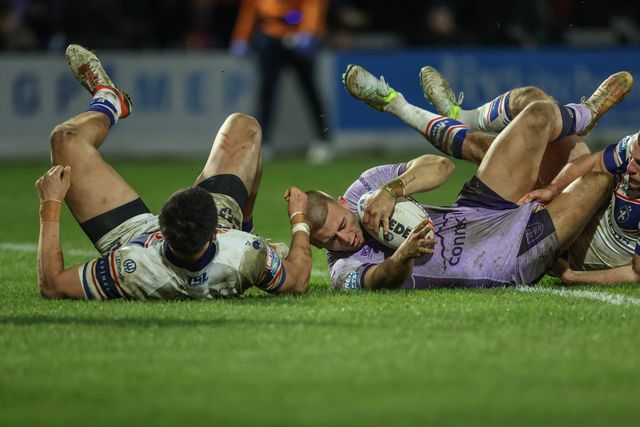 Betfred Super League Round 2 Wakefield Trinity v Hull KR