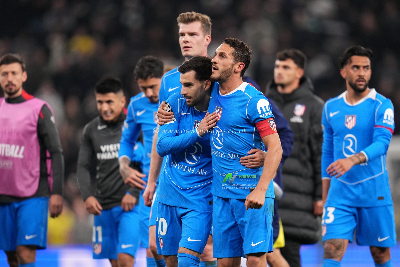 Atletico Madrid players at full time during the UEFA Champions League match Tottenham Hotspur vs Atletico Madrid at Tottenham Hotspur Stadium, London, United Kingdom on 18 March 2026

(Photo by Harvey Murphy/News Images)