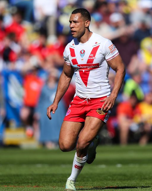 Moses Mbye of St. Helens during the Betfred Challenge Cup Quarter Final match Warrington Wolves vs St Helens at Halliwell Jones Stadium, Warrington, United Kingdom, 5th April 2025

(Photo by Gareth Evans/News Images)