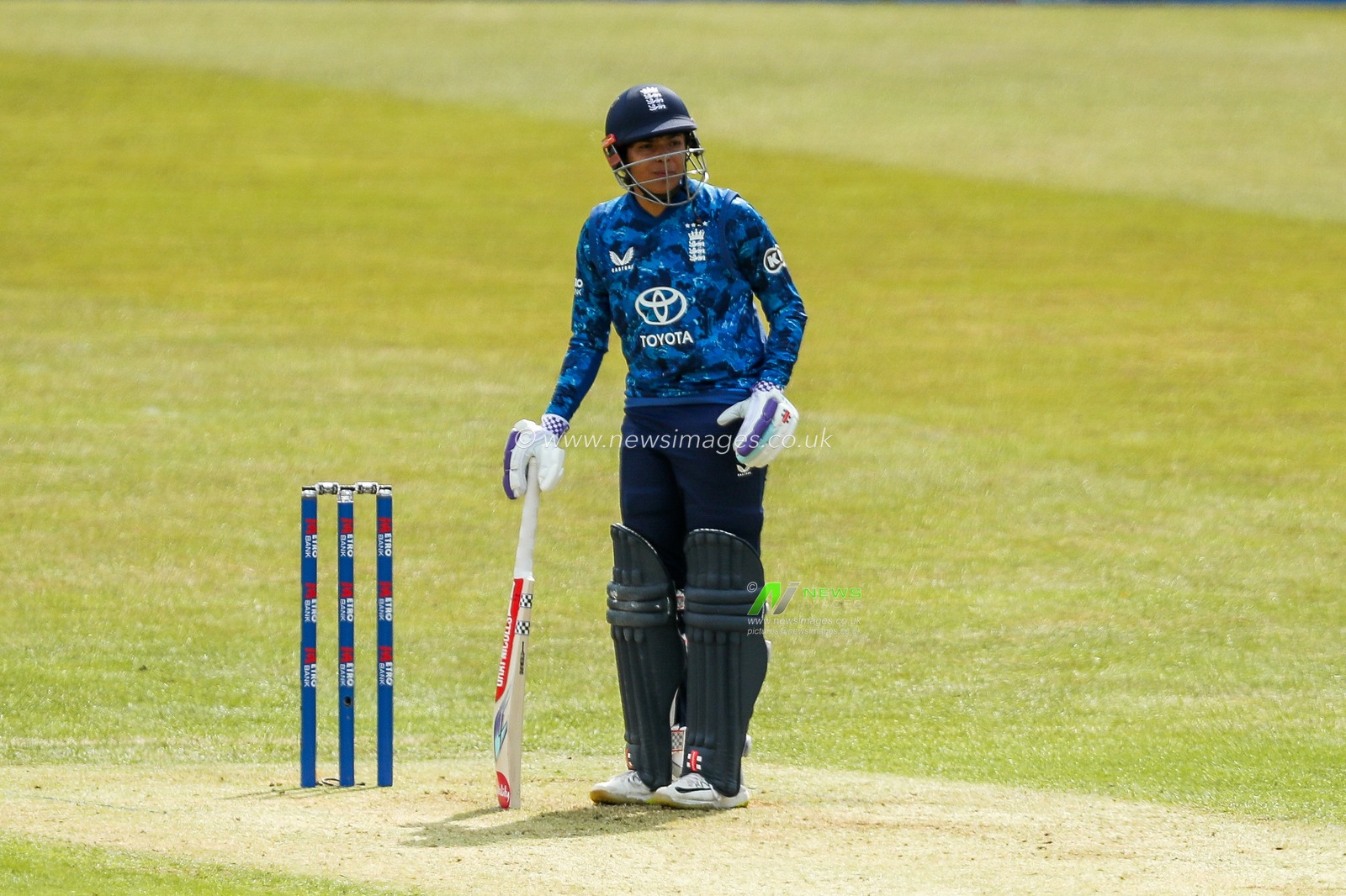 Sophia Dunkley of England Women bats during the 2nd Metro Bank ODI Day International England Women v West Indies Women at Uptonsteel County Ground, Leicester, United Kingdom, 4th June 2025

(Photo by Izzy Poles/News Images)