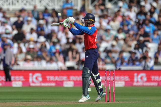 Tom Banton of England hits the ball high and into the hands of Varun and is caught out on his first ball during the Third Vitality T20 International match England vs India at Trent Bridge, Nottingham, United Kingdom on 07 July 2026

(Photo by Mark Cosgrove/News Images)
