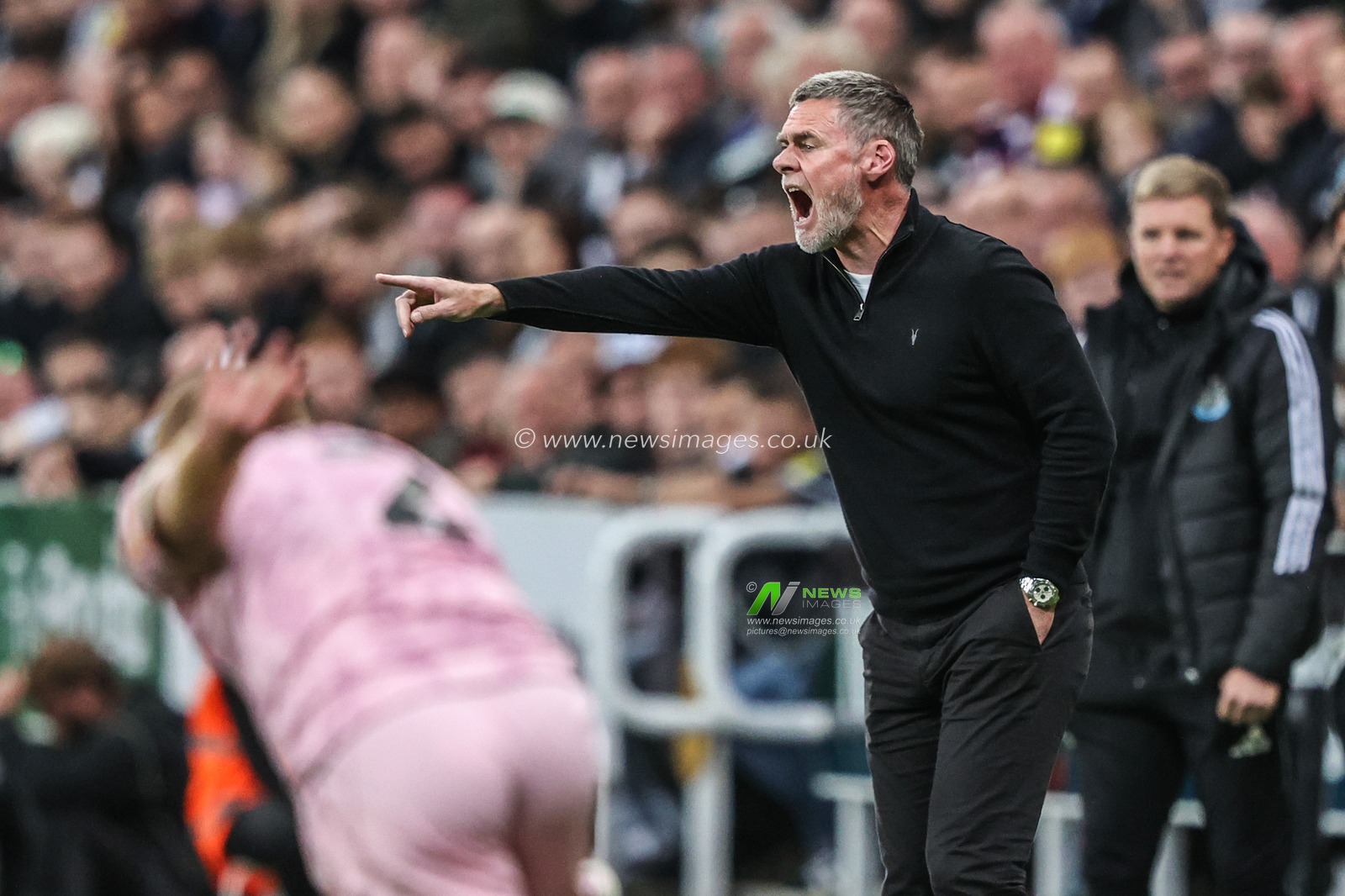 Graham Alexander manager of Bradford City gives his team instructions during the Carabao Cup Round 3 match Newcastle United vs Bradford City at St. James's Park, Newcastle, United Kingdom, 24th September 2025

(Photo by Alfie Cosgrove/News Images)