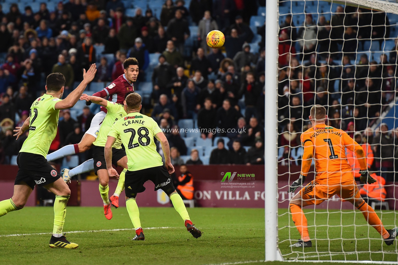 8th February 2019, Villa Park, Birmingham, England ; Sky Bet Championship, Aston Villa v Sheffield United : Andre Green (19) of Aston Villa  scores a goal to make it 3-3 

Credit: Jon Hobley/News Images

English Football League images are subject to DataCo Licence