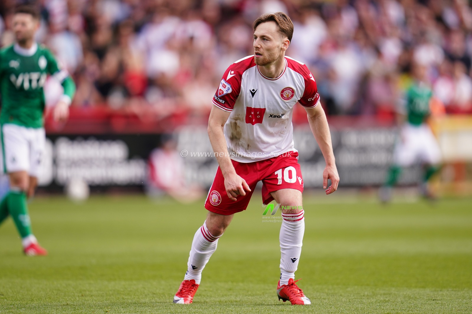 Dan Kemp of Stevenage during the Sky Bet League One Playoffs Semi-Final match Stevenage vs Stockport County at Lamex Stadium, Stevenage, United Kingdom on 09 May 2026

(Photo by Harvey Murphy/News Images)