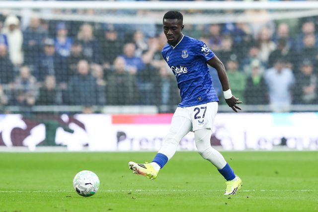 Idrissa Gueye of Everton passes the ball forward during the Premier League match Everton vs Chelsea at Hill Dickinson Stadium, Liverpool, United Kingdom on 21 March 2026

(Photo by Jorge Horsted/News Images)