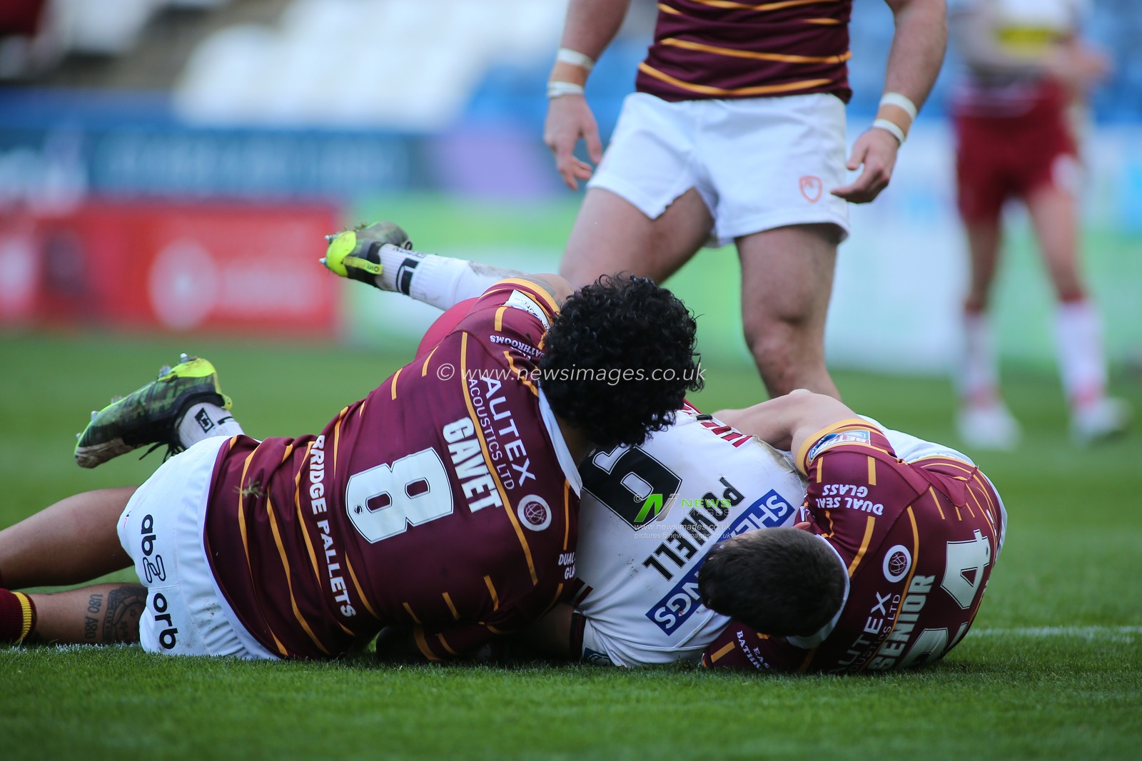 1st March 2020, John Smith's Stadium, Huddersfield, England; Betfred Super League, Huddersfield Giants v Wigan Warriors : Sam Powell of Wigan Warriors scores the try.