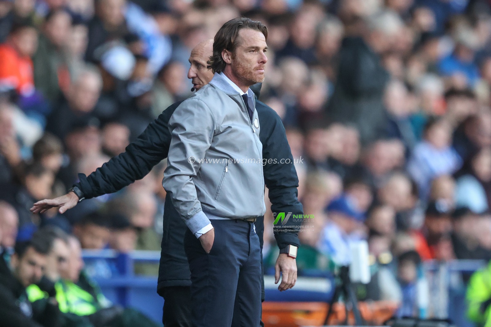Scott Parker manager of Burnley during the Sky Bet Championship match Sheffield Wednesday vs Burnley at Hillsborough, Sheffield, United Kingdom, 19th October 2024

(Photo by Alfie Cosgrove/News Images)