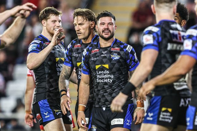 James Bentley of Leeds Rhinos celebrates his try during the Betfred Super League round 21 match Leigh Leopards vs Leeds Rhinos at Leigh Sports Village, Leigh, United Kingdom, 7th August 2025

(Photo by Alfie Cosgrove/News Images)