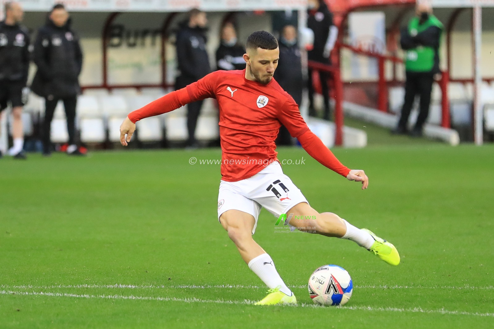 Conor Chaplin #11 of Barnsley during the pre-game warmup