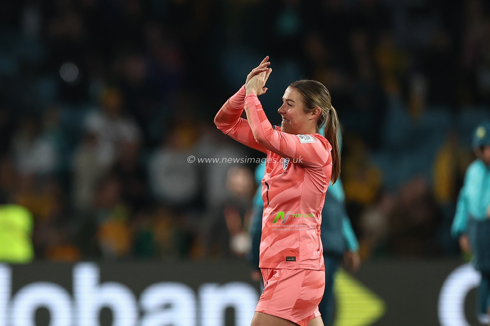 Mary Earps #1 of England celebrates winning 1-3 during the FIFA Women's World Cup 2023 Semi-Final match Australia Women vs England Women at Stadium Australia, Sydney, Australia, 16th August 2023

(Photo by Patrick Hoelscher/News Images)