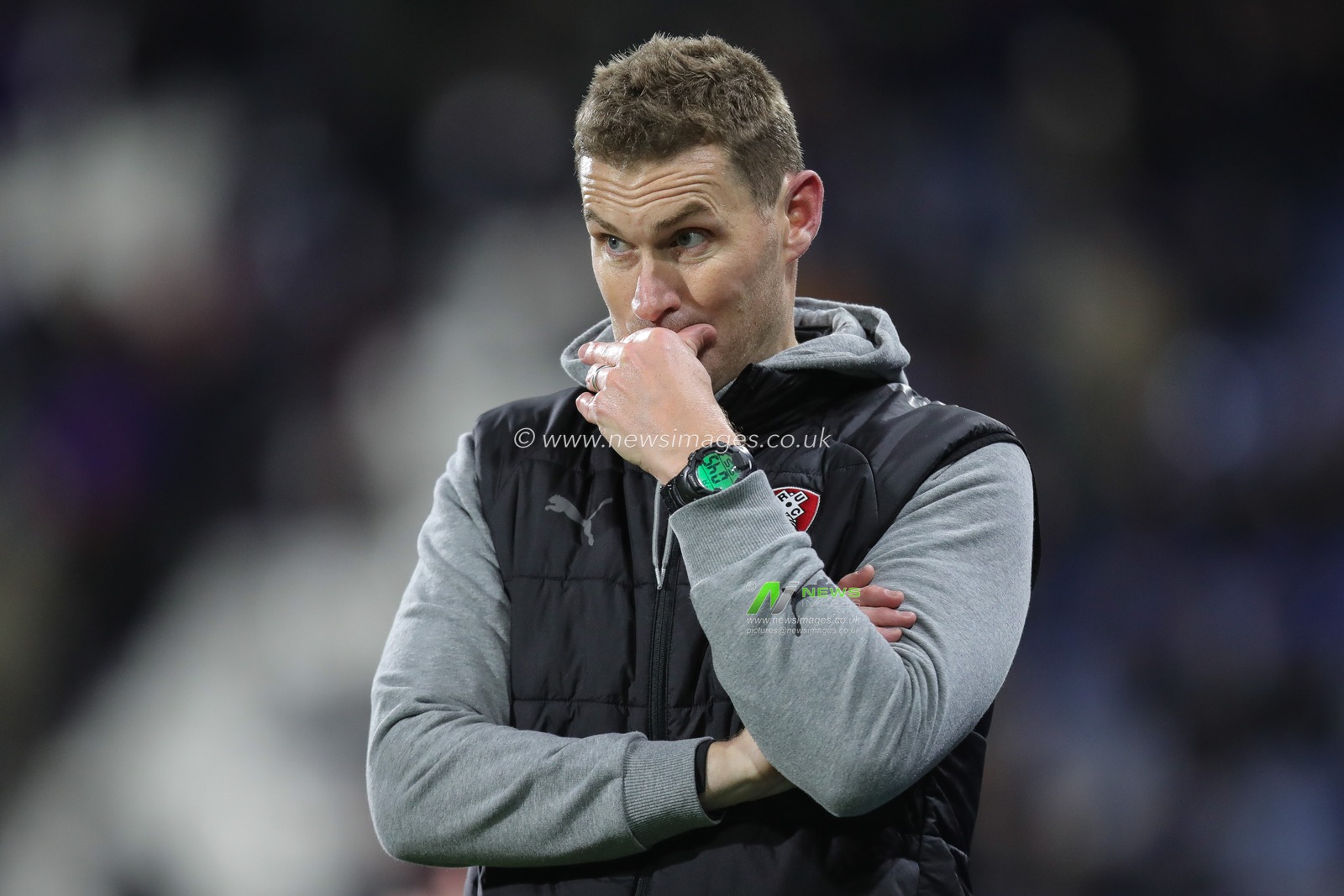 Matt Taylor Manager of Rotherham United during the Sky Bet Championship match Huddersfield Town vs Rotherham United at John Smith's Stadium, Huddersfield, United Kingdom, 29th December 2022

(Photo by James Heaton/News Images)