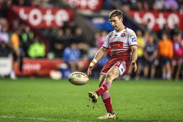 Harry Smith of Wigan Warriors scores a drop goal to make the score 23-16 during the Betfred Super League round 5 match Wigan Warriors vs York Knights at The Brick Community Stadium, Wigan, United Kingdom on 19 March 2026

(Photo by Alfie Cosgrove/News Images)