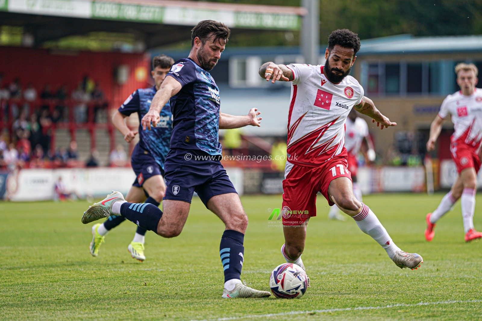 during the Sky Bet League 1 match Stevenage vs Rotherham United at Lamex Stadium, Stevenage, United Kingdom, 27th April 2025

(Photo by Harvey Murphy/News Images)