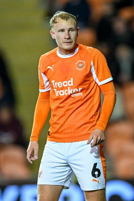 Jordan Brown of Blackpool during the Sky Bet League 1 match Blackpool vs Luton Town at Bloomfield Road, Blackpool, United Kingdom, 30th September 2025

(Photo by Adam Gee/News Images)