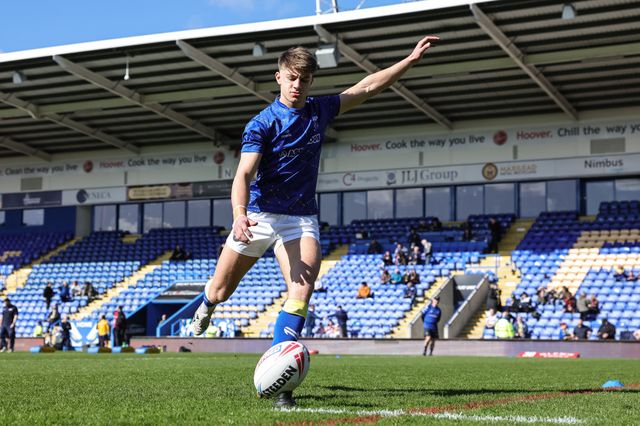 Ewan Irwin of Warrington Wolves in the pre-game warm up during the Betfred Challenge Cup round 4 match Goole Vikings vs Warrington Wolves at The Halliwell Jones Stadium, Warrington, United Kingdom on 14 March 2026

(Photo by Mark Cosgrove/News Images)