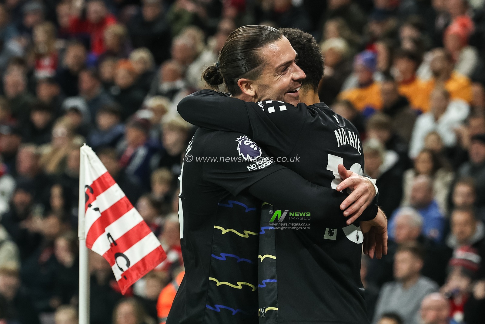 Iliman Ndiaye celebrates his goal to make it 0-1 with Jack Grealish of Everton  during the Premier League match Sunderland vs Everton at Stadium Of Light, Sunderland, United Kingdom, 3rd November 2025

(Photo by Alfie Cosgrove/News Images)

*** GER AUT SUI OUT ***