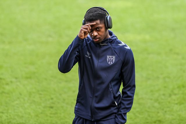 Noah Sadiki of Sunderland arrives during the Premier League match Sunderland vs Brighton & Hove Albion at Stadium Of Light, Sunderland, United Kingdom on 14 March 2026

(Photo by Alfie Cosgrove/News Images)