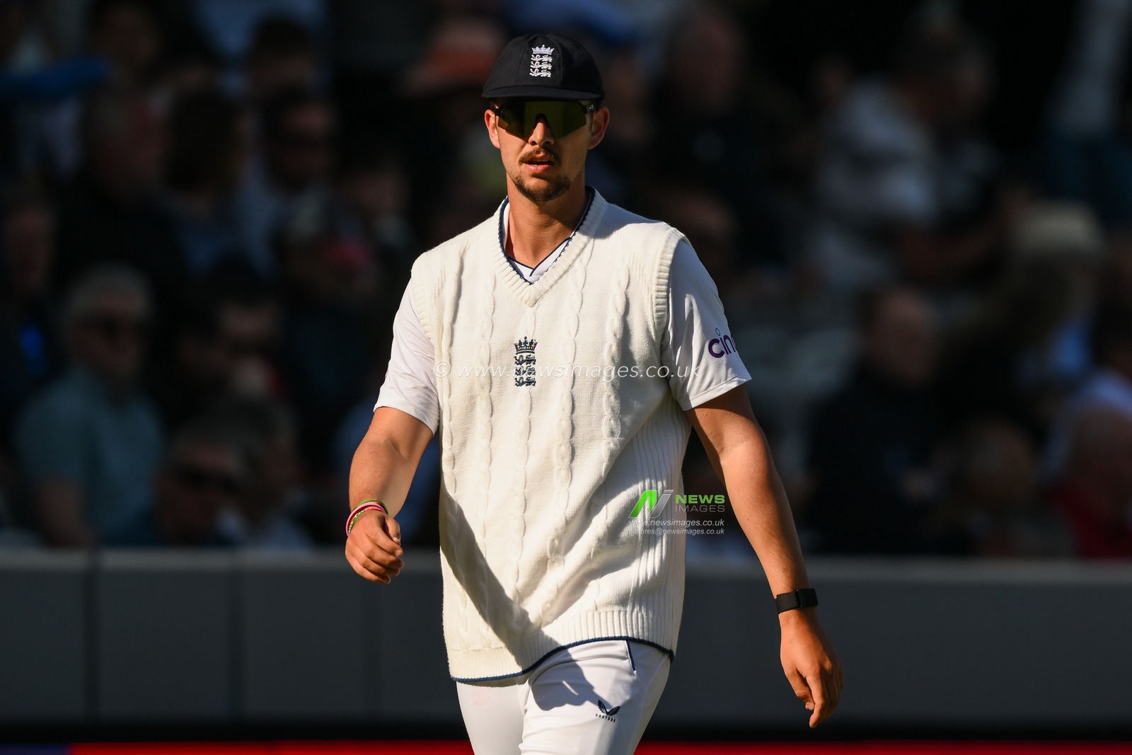 Josh Tongue of England catches the last of the afternoon during the LV= Insurance Test match Day 2 England vs Ireland at Lords, London, United Kingdom, 2nd June 2023

(Photo by Craig Thomas/News Images)