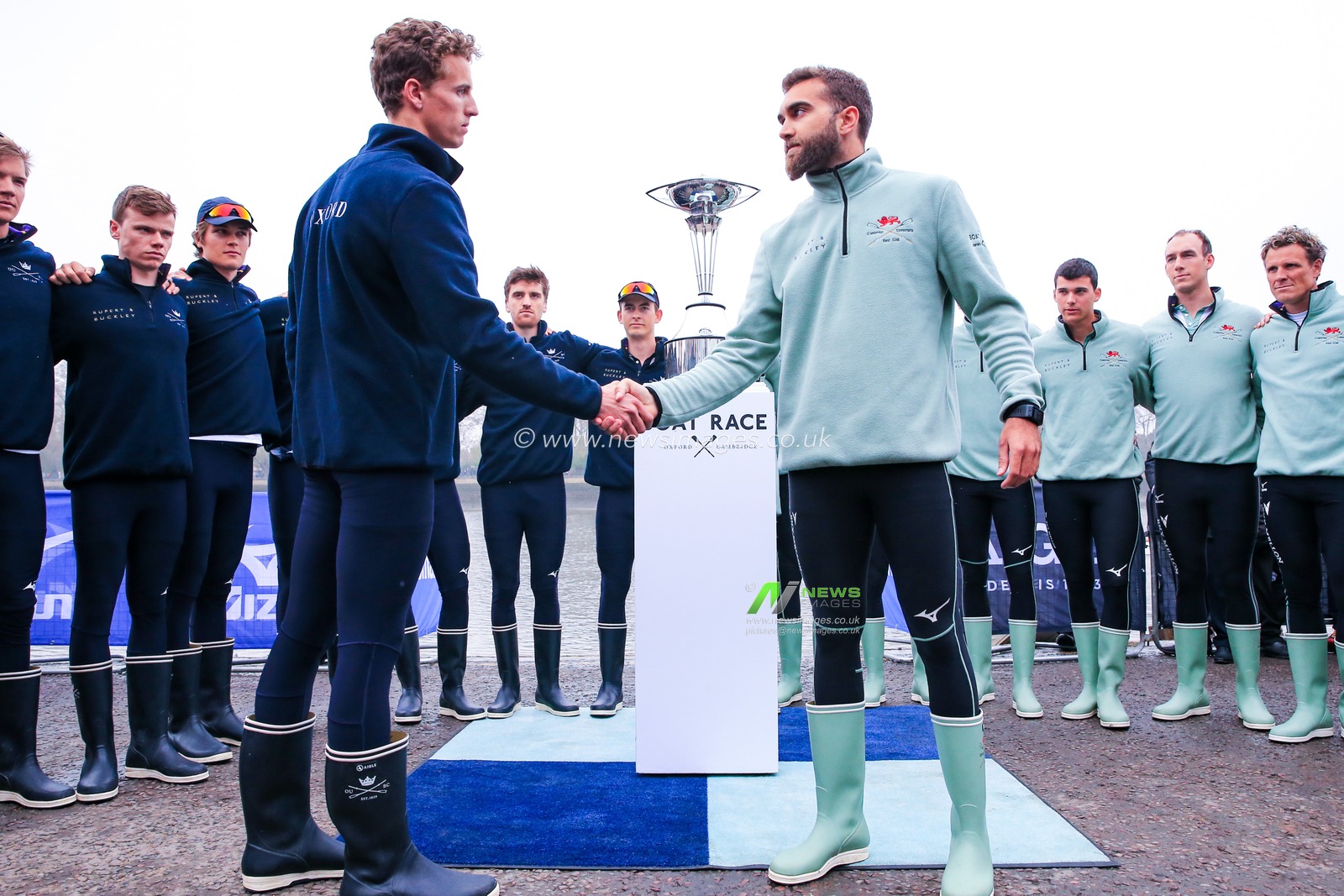 7th April 2019 , River Thames, London, England ; The Boat Race 2019, Menâ€™s race ; Oxford captain Felix Drinkall and Cambridge captain Dara Alizadeh shake hands ahead of the race.



Credit Georgie Kerr/News Images