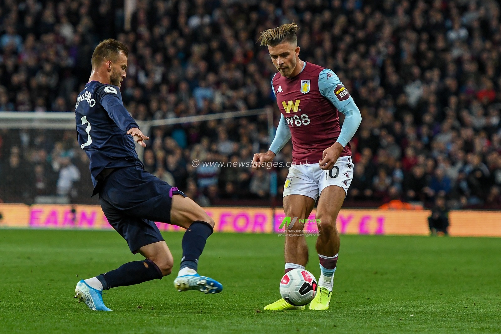 16th September 2019, Villa Park, Birmingham, England ; Premier League Football, Aston Villa vs West Ham ; Jack Grealish (10) of Aston Villa under pressure from Aaron Cresswell of West Ham

Credit: Gareth Dalley/News Images

English Football League images are subject to DataCo Licence