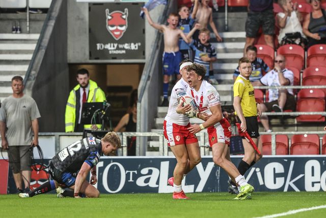 Betfred Super League round 15 St Helens v Leeds Rhinos