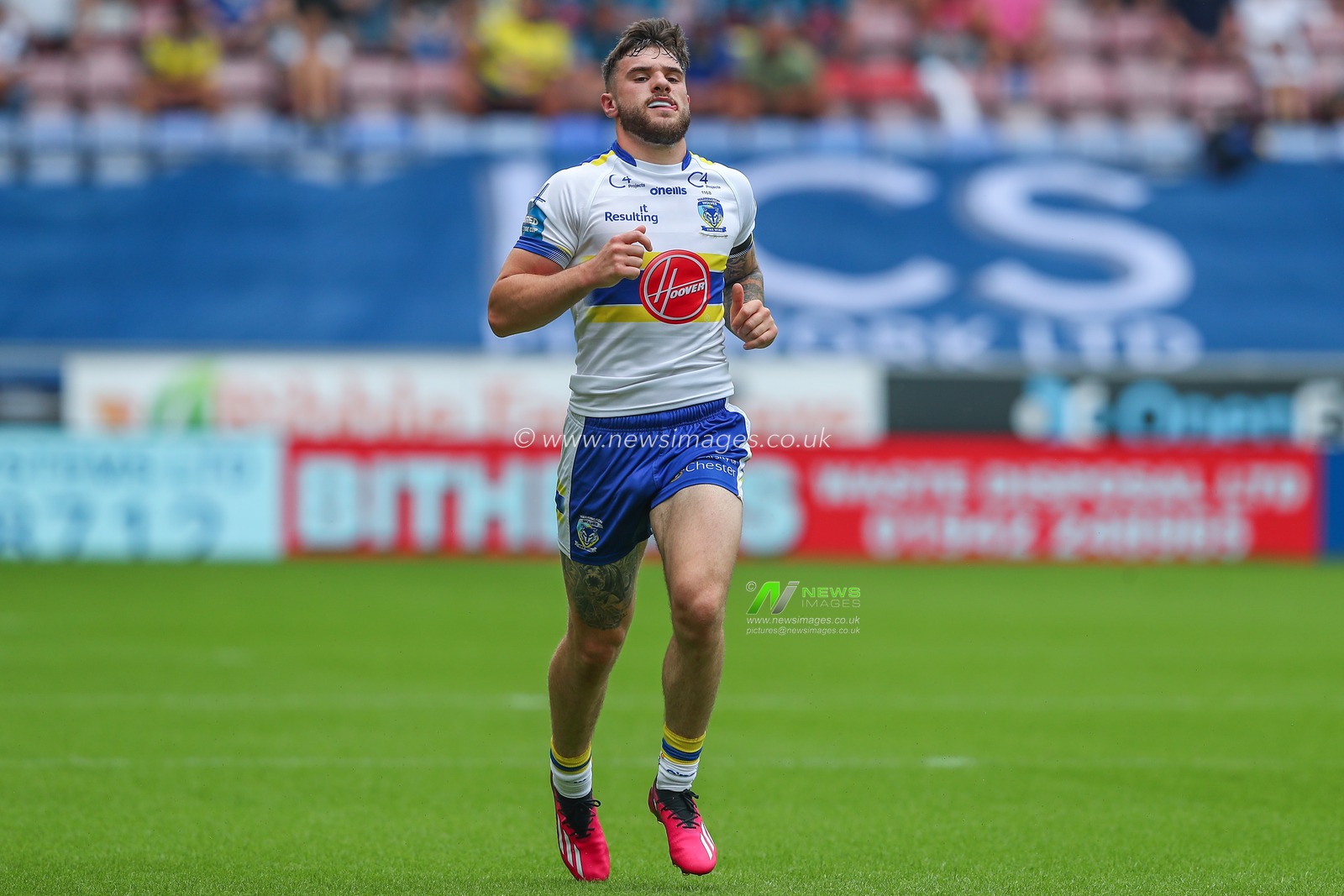 Connor Wrench #20 of Warrington Wolves during the Betfred Challenge Cup Quarter-Final match Wigan Warriors vs Warrington Wolves at DW Stadium, Wigan, United Kingdom, 18th June 2023

(Photo by Gareth Evans/News Images)
