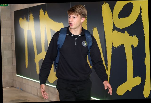 Ewan Irwin of Warrington Wolves arrives during the Betfred Super League round 15 match Warrington Wolves vs Leeds Rhinos at The Halliwell Jones Stadium, Warrington, United Kingdom on 18 June 2026

(Photo by Alfie Cosgrove/News Images)