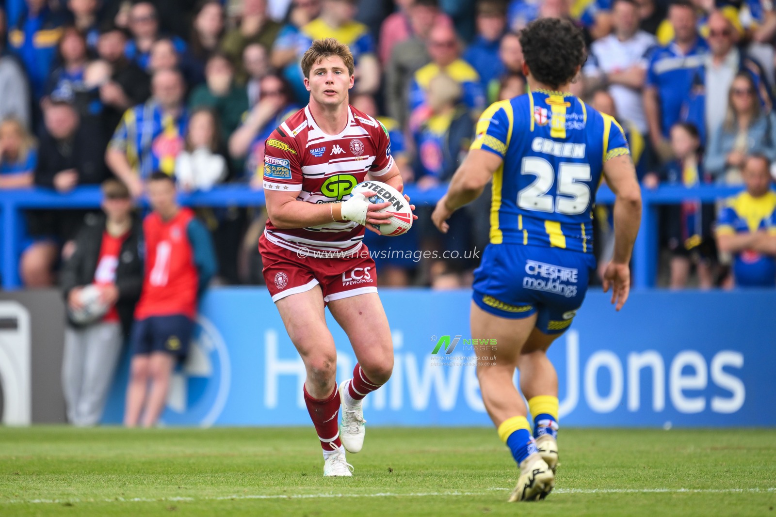 Ethan Havard of Wigan Warriors during the Betfred Super League Round 13 match Warrington Wolves vs Wigan Warriors at Halliwell Jones Stadium, Warrington, United Kingdom, 1st June 2024

(Photo by Craig Thomas/News Images)