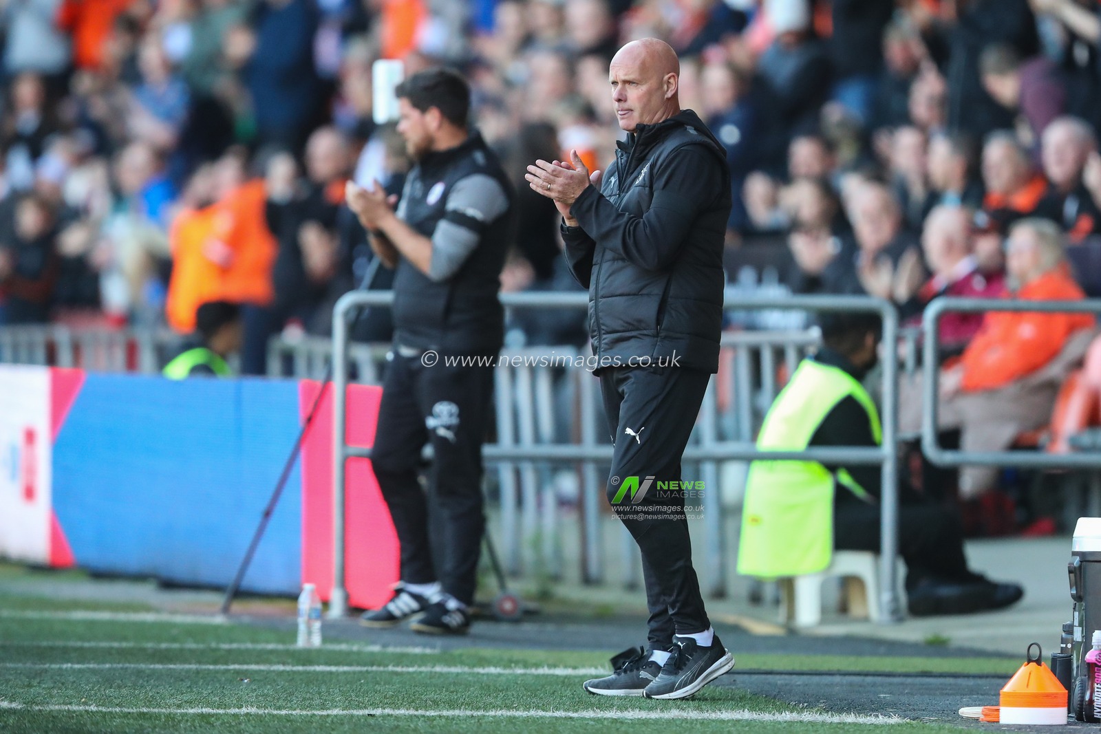 during the Sky Bet League 1 match Blackpool vs Barnsley at Bloomfield Road, Blackpool, United Kingdom, 19th October 2024

(Photo by Gareth Evans/News Images)