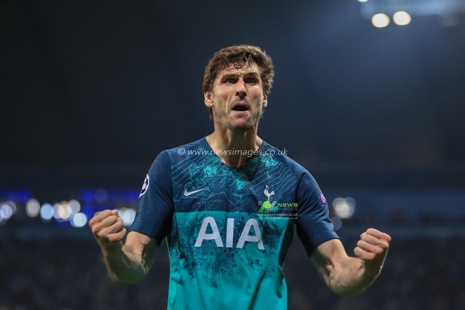 17th April 2019 , Etihad Stadium, Manchester, England; UEFA Champions League, Quarter Final, Second Leg, Manchester City v Tottenham ; Fernando Llorente (18) of Tottenham celebrates his goal to make it 4-3


Credit: Mark Cosgrove/News Images