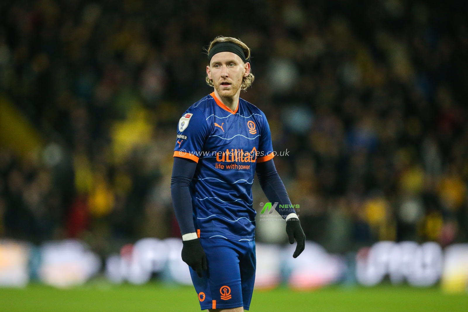 Josh Bowler #11 of Blackpool during the Sky Bet Championship match Watford vs Blackpool at Vicarage Road, Watford, United Kingdom, 14th January 2023

(Photo by Arron Gent/News Images)