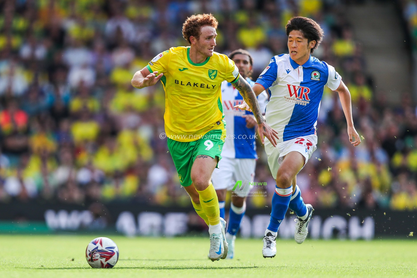 Josh Sargent of Norwich City is put under pressure by Yuki Ohashi of Blackburn Rovers during during the Sky Bet Championship match Norwich City vs Blackburn Rovers at Carrow Road, Norwich, United Kingdom, 17th August 2024

(Photo by Izzy Poles/News Images)