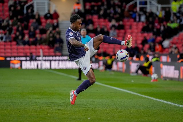 Zak Sturge of Millwall controls the ball  during the Sky Bet Championship match Stoke City vs Millwall at Bet365 Stadium, Stoke On Trent, United Kingdom on 21 April 2026

(Photo by Maynard Manyowa/News Images)