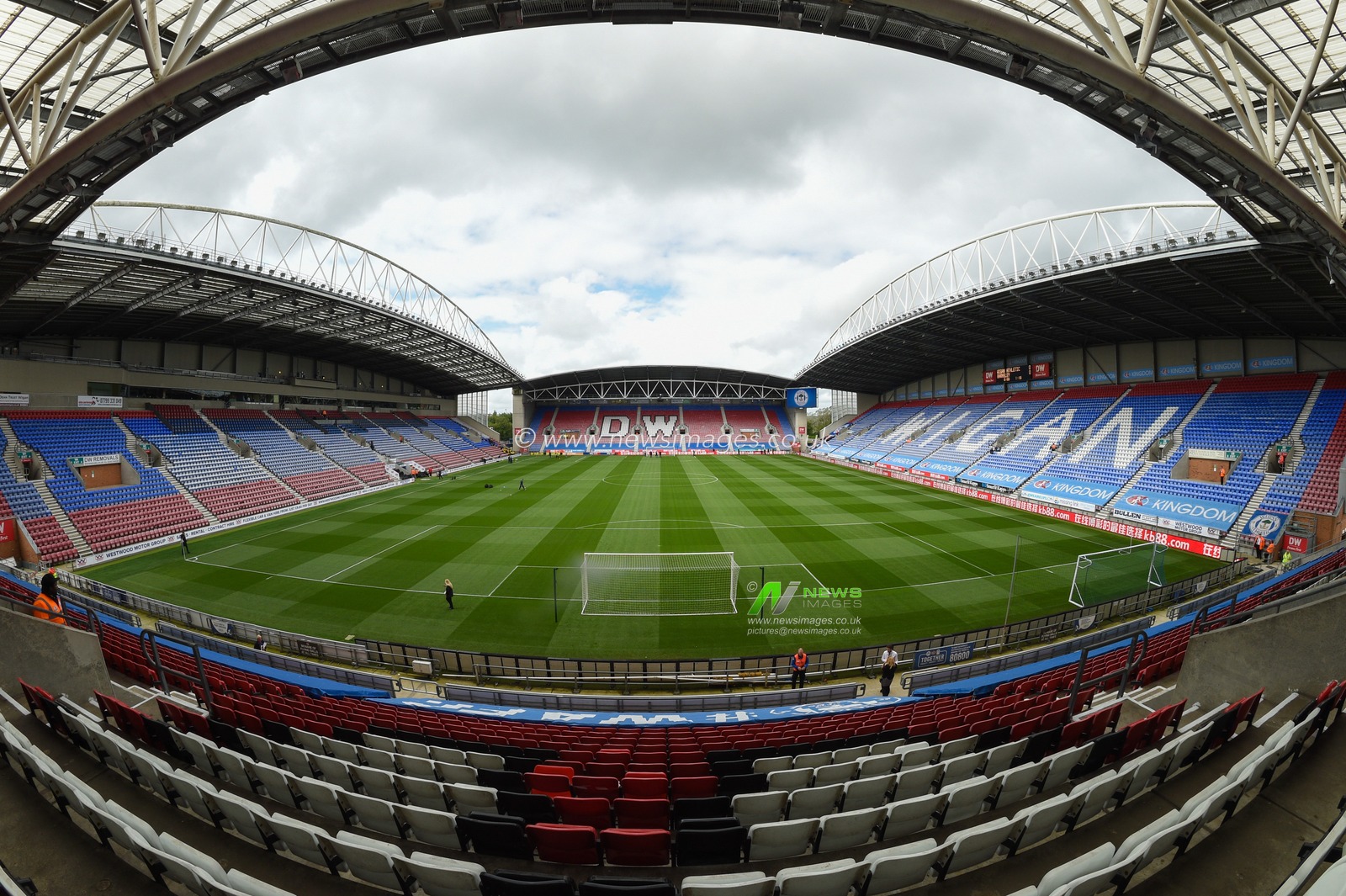 31st August  2019, DW Stadium, Wigan, England; Sky Bet Championship Football, Wigan Athletic vs Barnsley ; A general view of DW Stadium, venue for todays game.


Credit:Richard Long/News Images

English Football League images are subject to DataCo Licence