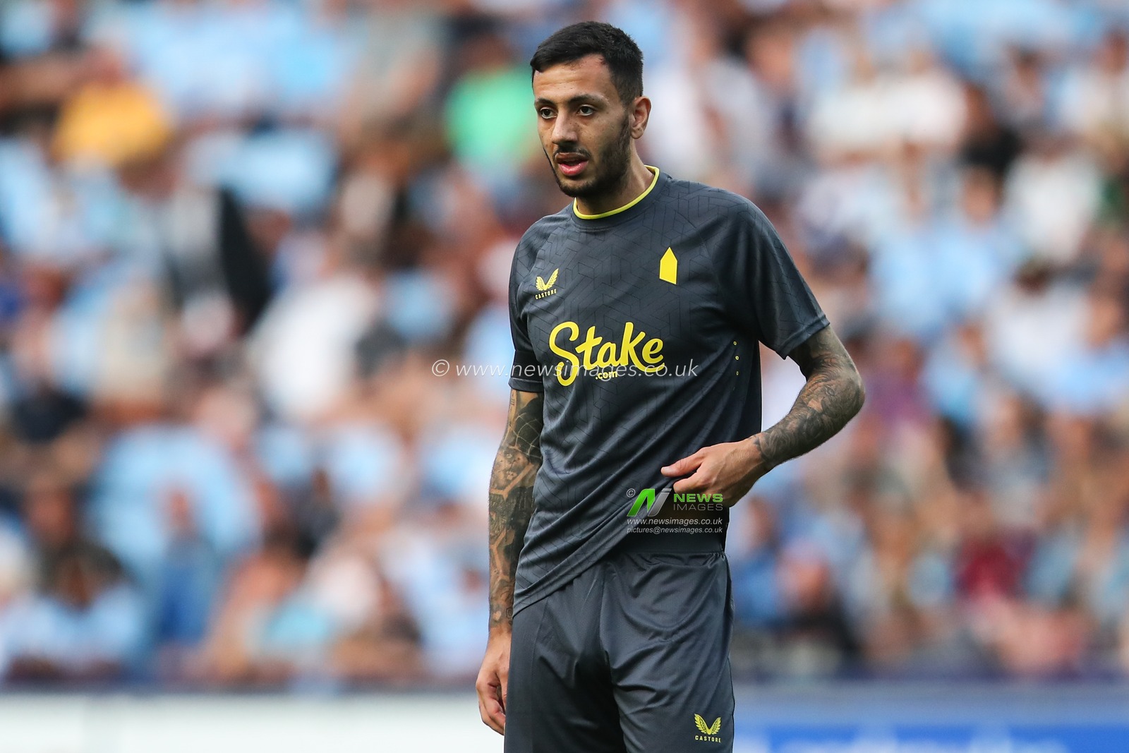 Dwight McNeil of Everton during the Pre-season friendly match Coventry City vs Everton at Coventry Building Society Arena, Coventry, United Kingdom, 30th July 2024

(Photo by Gareth Evans/News Images)