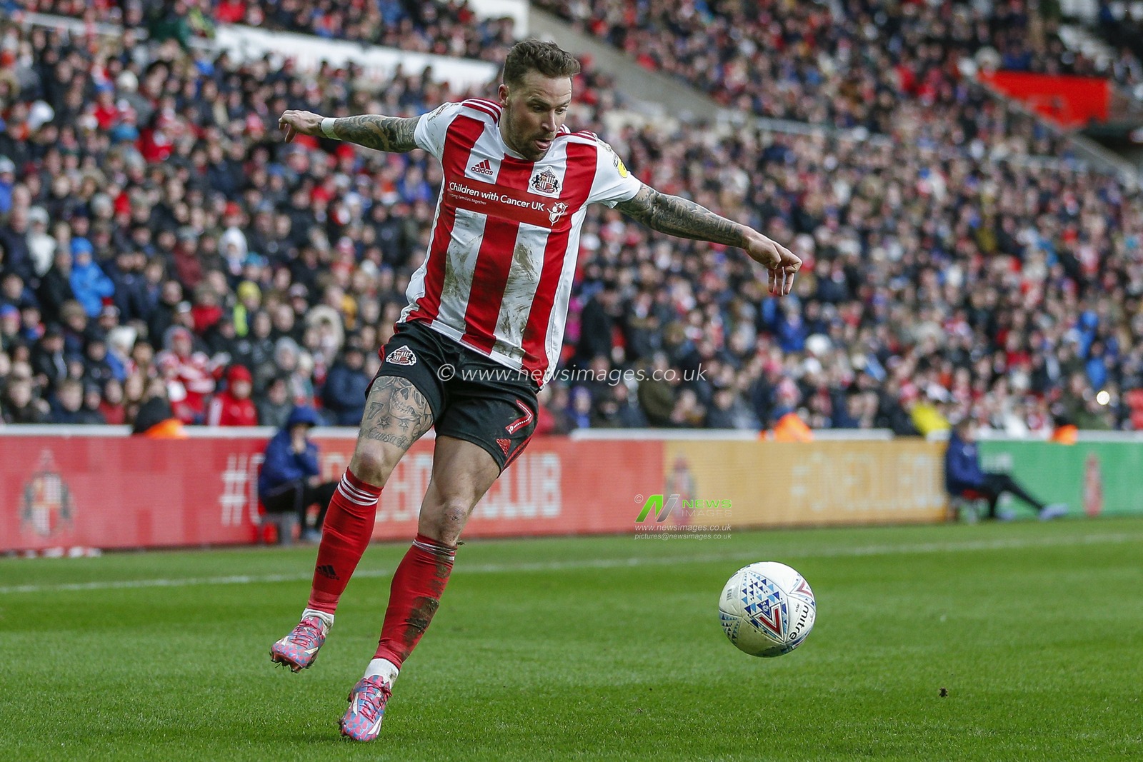 22nd February 2020, Stadium Of Light, Sunderland, England; Sky Bet League 1, Sunderland v Bristol Rovers : Chris Maguire (7) of Sunderland in action