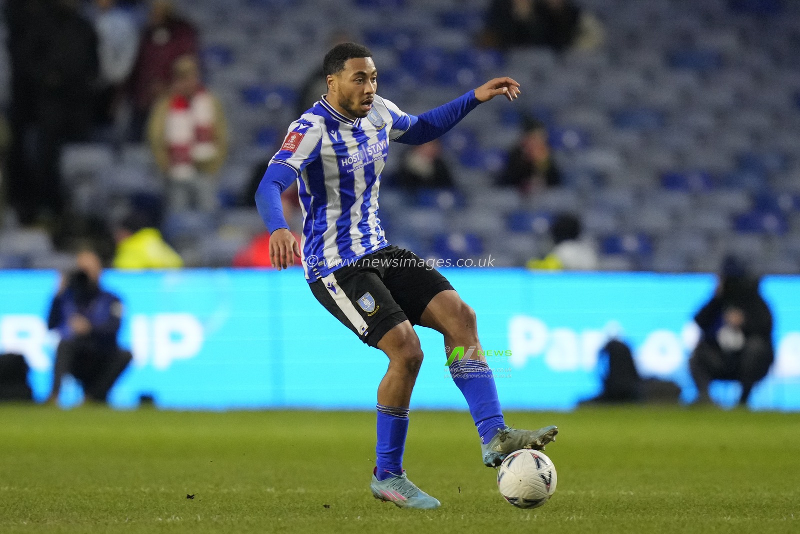 Akin Famewo #15 of Sheffield Wednesday during the Emirates FA Cup Fourth Round match Sheffield Wednesday vs Fleetwood Town at Hillsborough, Sheffield, United Kingdom, 28th January 2023

(Photo by Steve Flynn/News Images)