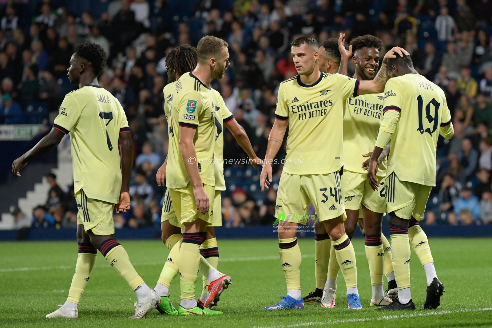 Nicolas Pepe #19 of Arsenal celebrates scoring a goal to make it 0-3