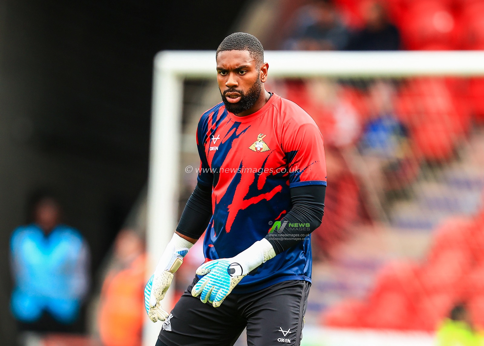 Thimothee Lo-Tutala Doncaster Rovers goalkeeper in the pregame warmup session during the Sky Bet League 1 match Doncaster Rovers vs Exeter City at Eco-Power Stadium, Doncaster, United Kingdom, 2nd August 2025

(Photo by Richard Bierton/News Images)