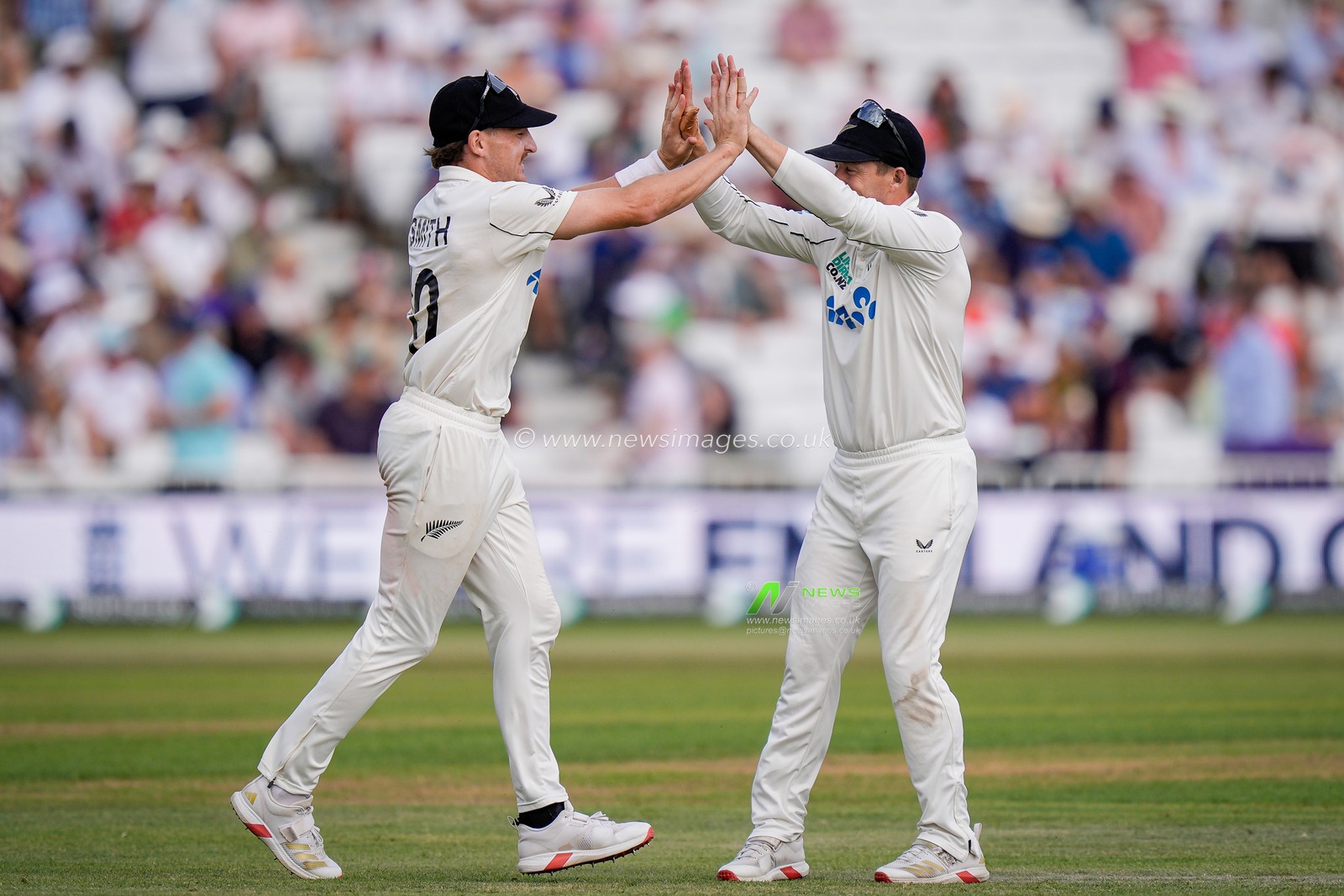 Nathan Smith of New Zealand celebrates taking the wicket of Harry Brook of England off the bowling of Zak Foulkes of New Zealand during the 3rd Rothesay Test Match Day 4 match England vs New Zealand at Trent Bridge, Nottingham, United Kingdom on 28 June 2026

(Photo by Maynard Manyowa/News Images)