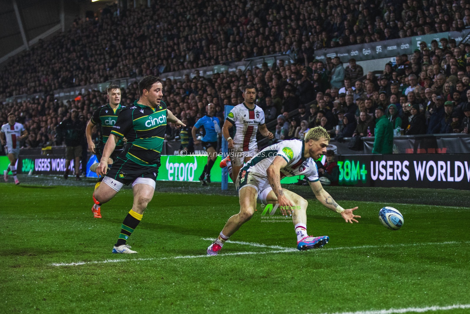 Ollie Hassell-Collins chases a Handre Pollard kick during the Gallagher Premiership match Northampton Saints vs Leicester Tigers at Cinch Stadium at Franklin's Gardens, Northampton, United Kingdom, 21st March 2025

(Photo by Craig Evans/News Images)
