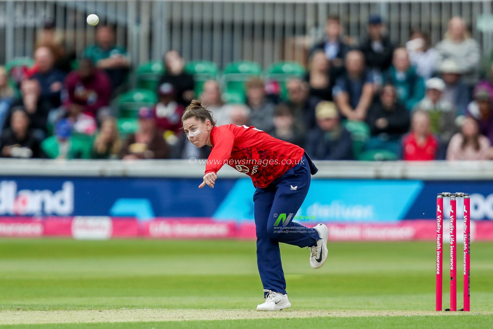 Linsey Smith of England Women bowls during the 3rd Vitality IT20 Series match England Women vs West Indies Women at The Cloud County Ground, Chelmsford, United Kingdom, 26th May 2025

(Photo by Izzy Poles/News Images)